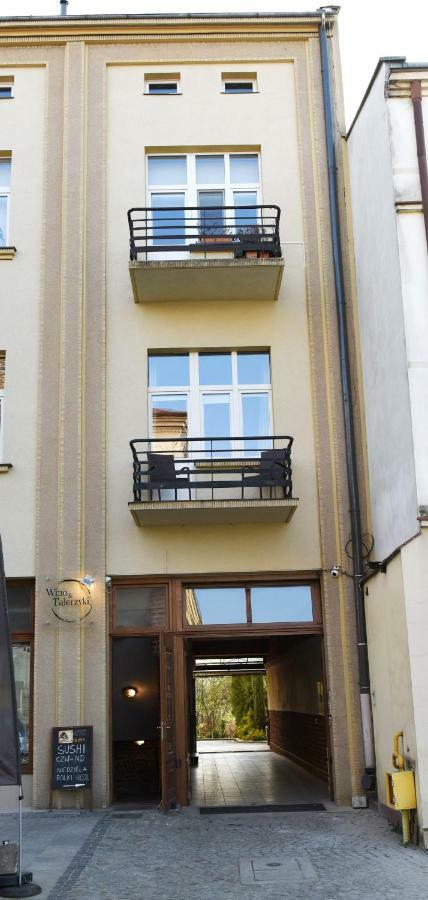 Apartament City, Clock Кросно Екстериор снимка